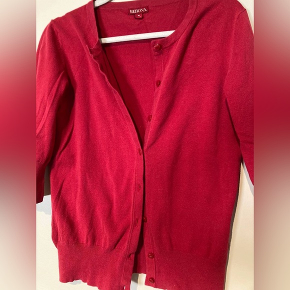 Red cardigan - Picture 5 of 5